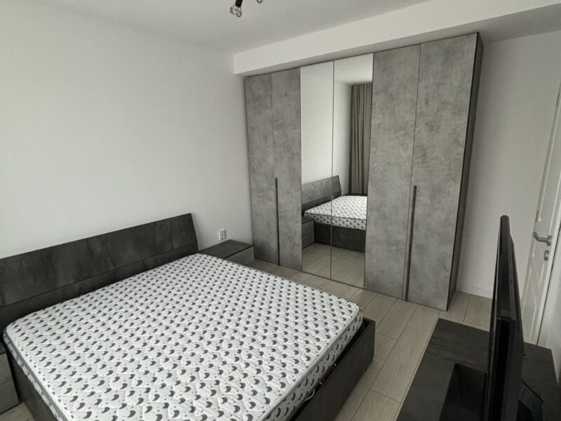 Inchiriez 2 camere