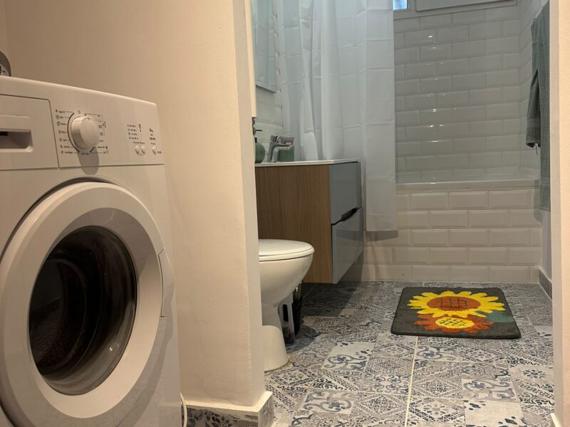 Inchiriez apartament cu 3 camere in Berceni, Bucuresti