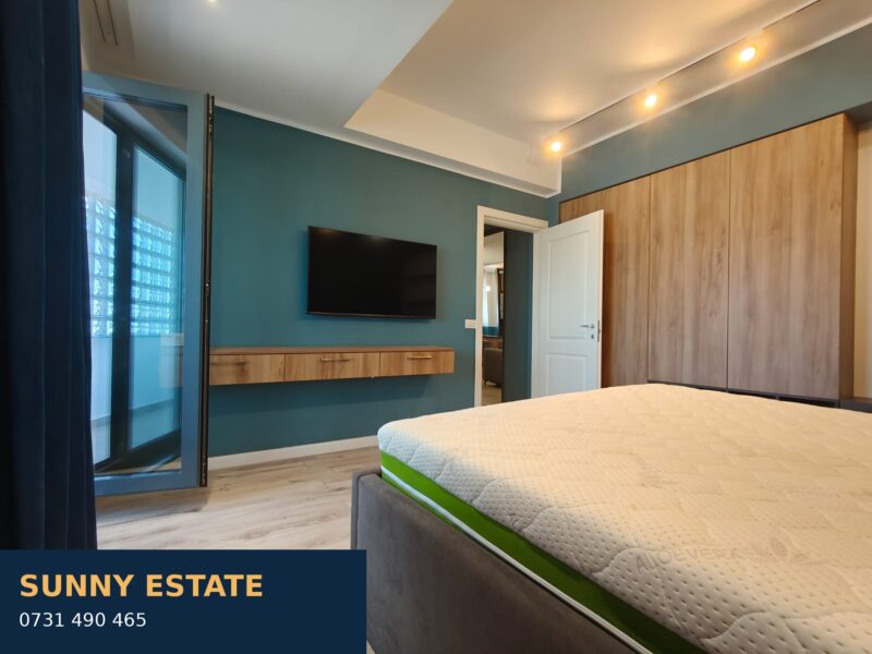 DE VÂNZARE: APARTAMENT 2 CAMERE, B-DUL MAMAIA, ZONA DELFINAR